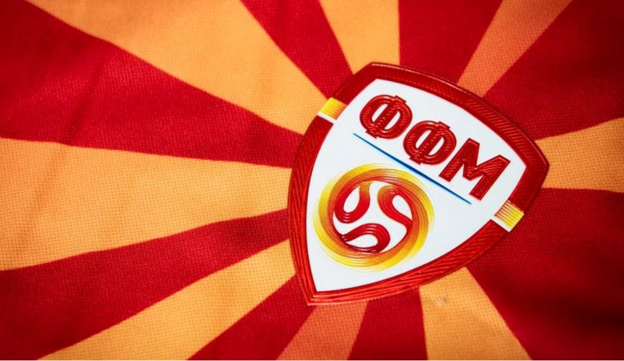 Emri në fanellën e kombëtares së Futbollit, përplas Greqinë me Maqedoninë      