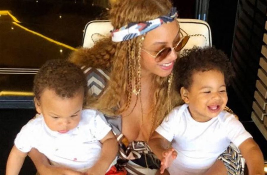 Beyonce uron binjakët e saj për ditëlindje me mesazhin e veçantë