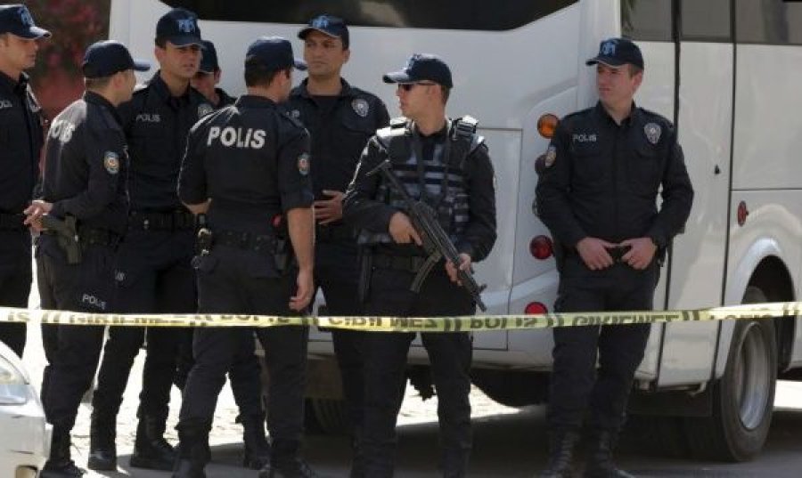 Po përgatiste sulm terrorist/ Policia arreston liderin e ISIS në Turqi