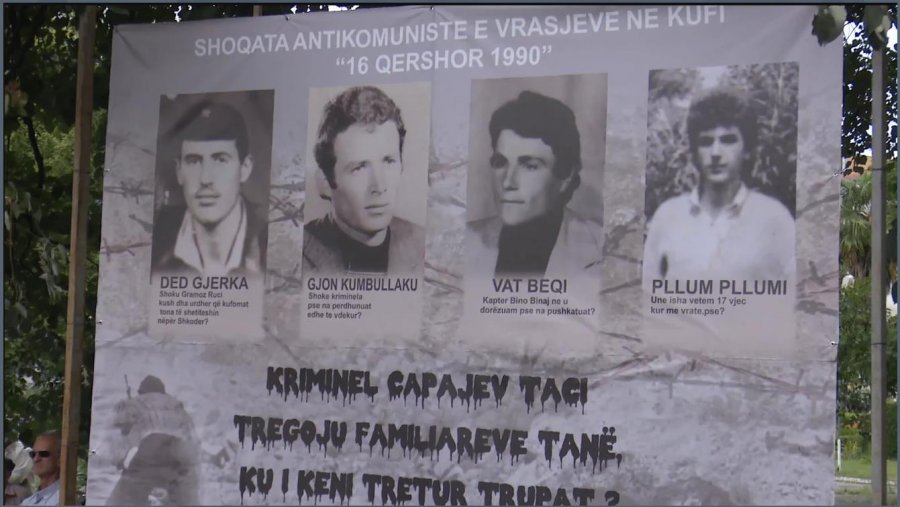 Ish-të përndjekurit politikë përkujtojnë Ditën e të Vrarëve në Kufi