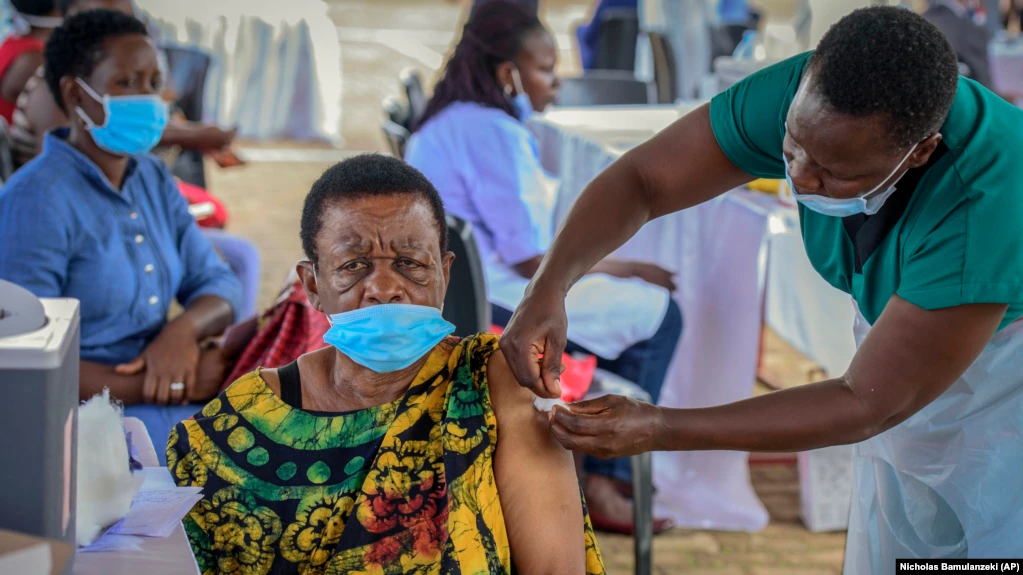 OBSH ngre alarmin: Afrika po përballet plotësisht me valën e tretë të pandemisë