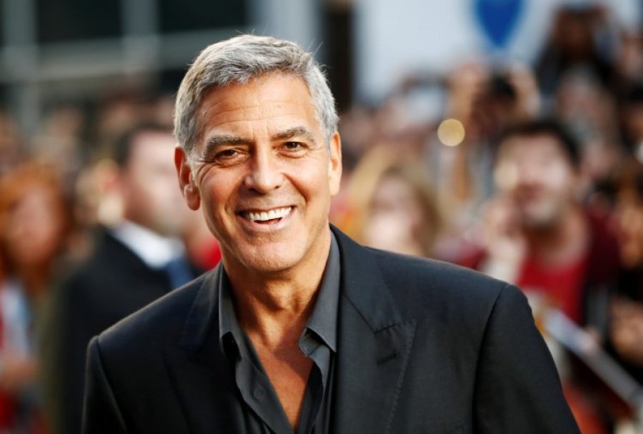 George Clooney do të fillojë një program arsimor në ndihmë të nxënësve në nevojë