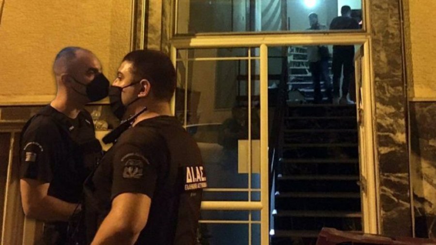 Përdhunoi shqiptaren në Athinë, arrestohet bullgari   