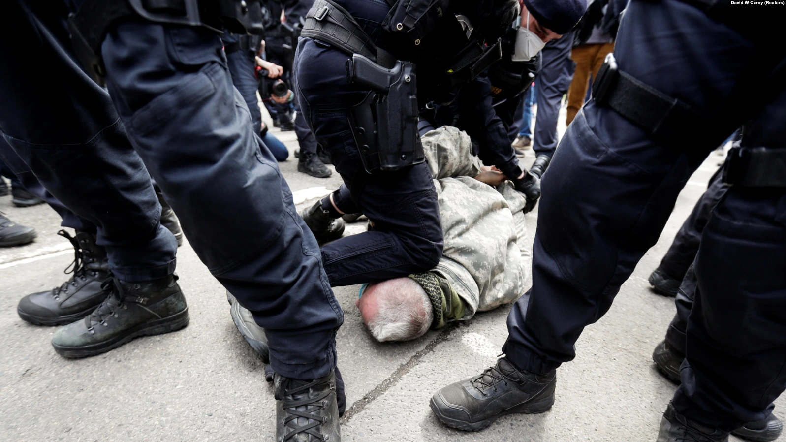 Vdekja e romit gjatë arrestimit në Çeki, KE: Të bëhet hetim i pavarur