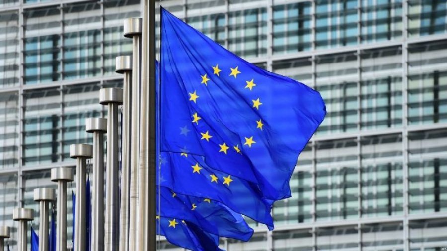 Dështimi i BE-së karshi Kosovës: Prapaskenat e mosliberalizimit të vizave 