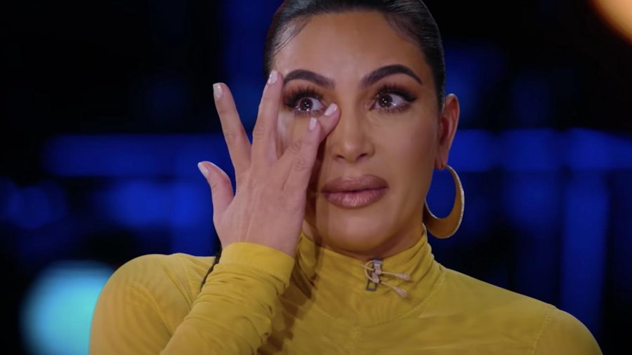 Kriza pas divorcit/ Kim Kardashian ja 'plas' të qarës: Ndjehem si një humbëse 