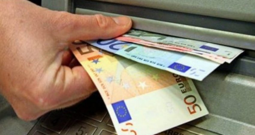 Sindikata kërkon nga qeveria e re, që të ngritet paga minimale në 350 euro