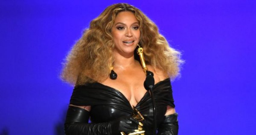 Beyonce bën histori në Grammy