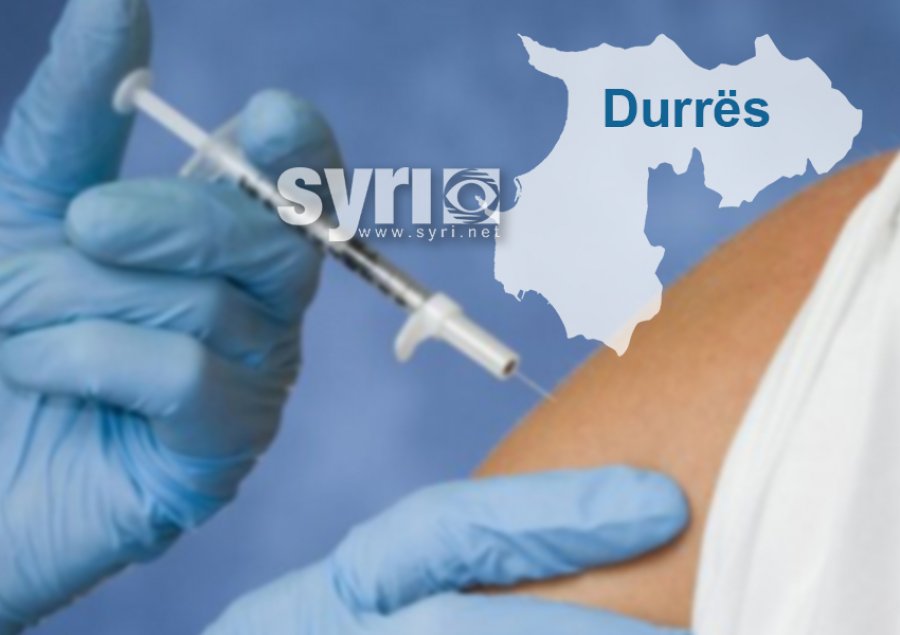 Mësuesit refuzojnë masivisht të vaksinohen në Durrës 