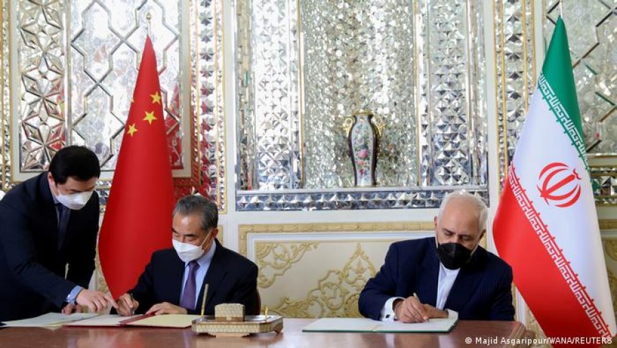 Aleancat/ Irani dhe Kina nënshkruajnë marrëveshje afatgjatë bashkëpunimi