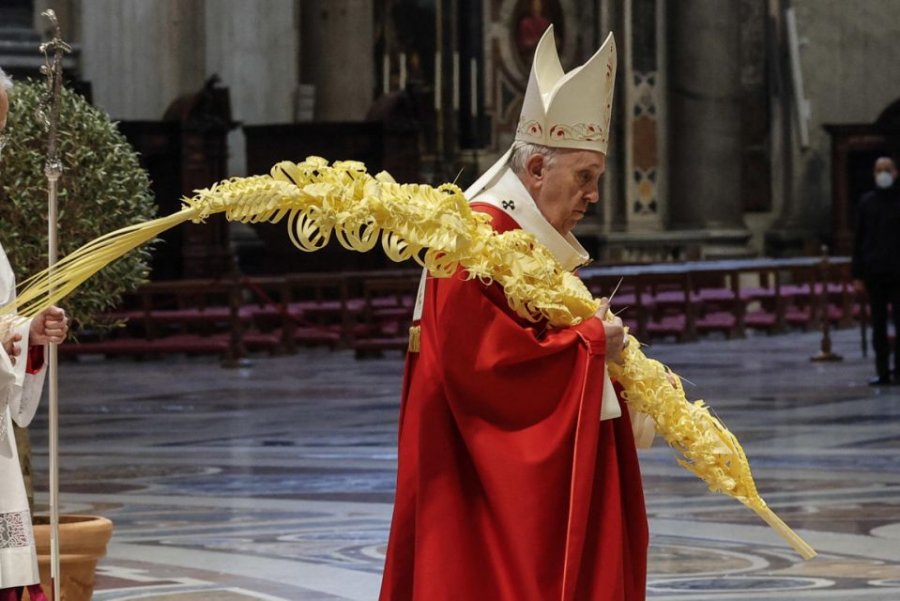 Pashka në Vatikan, hera e dytë pa turma njerëzish në ceremonitë e Javës së Shenjtë
