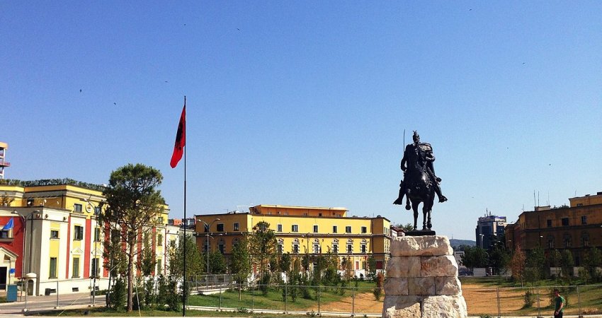 Shpallet ditë zie në Shqipëri