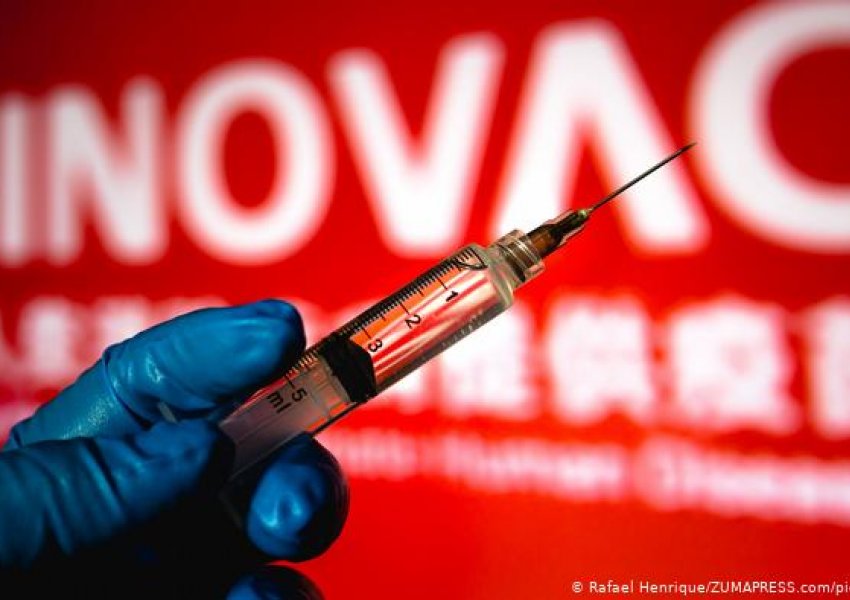 Ekspërtët e OBSH: Vaksina kineze efikase, por mungojnë të dhëna