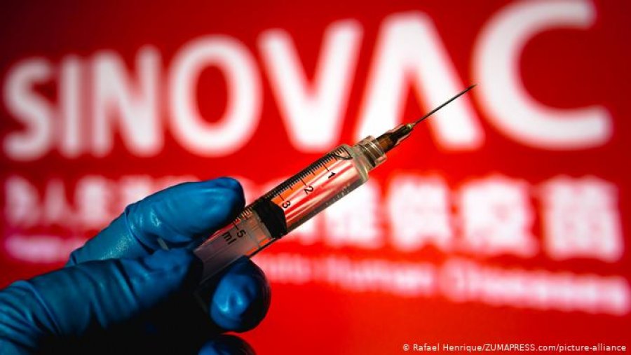 Ekspërtët e OBSH: Vaksina kineze efikase, por mungojnë të dhëna