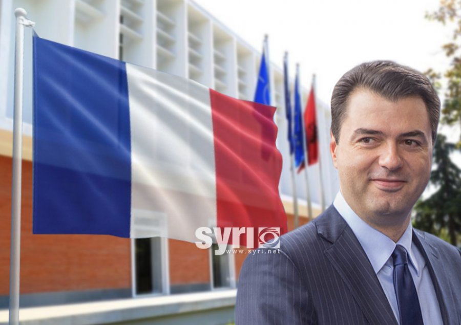 Ambasadorja franceze takim me Bashën, diskutohen zgjedhjet