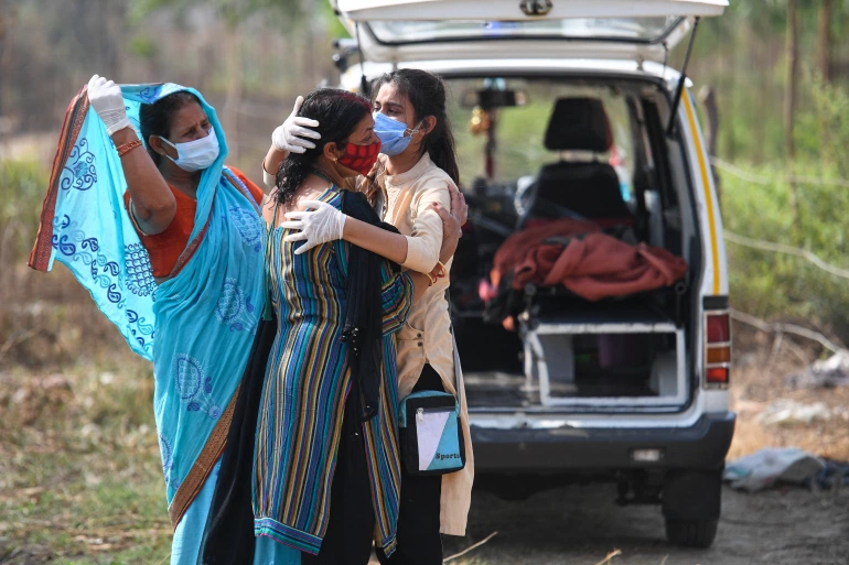 Rekord në Indi, mbi 400,000 raste të reja, 3,980 viktima në 24 orë nga koronavirusi