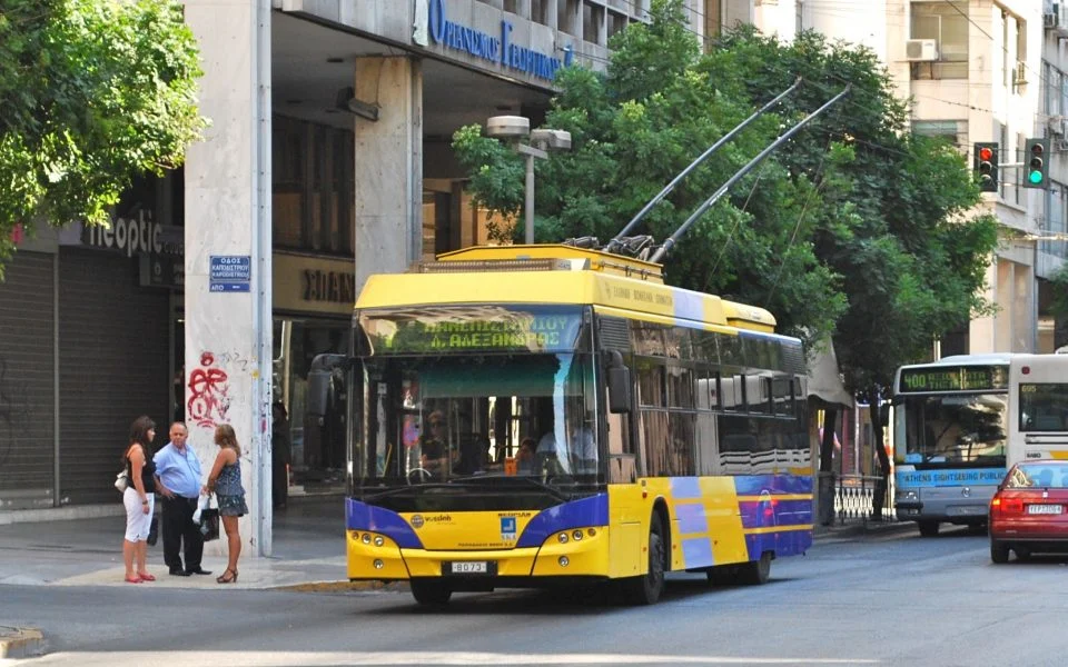 Asnjë metro a tramvaj në Athinë të enjten, probleme edhe me fluturimet