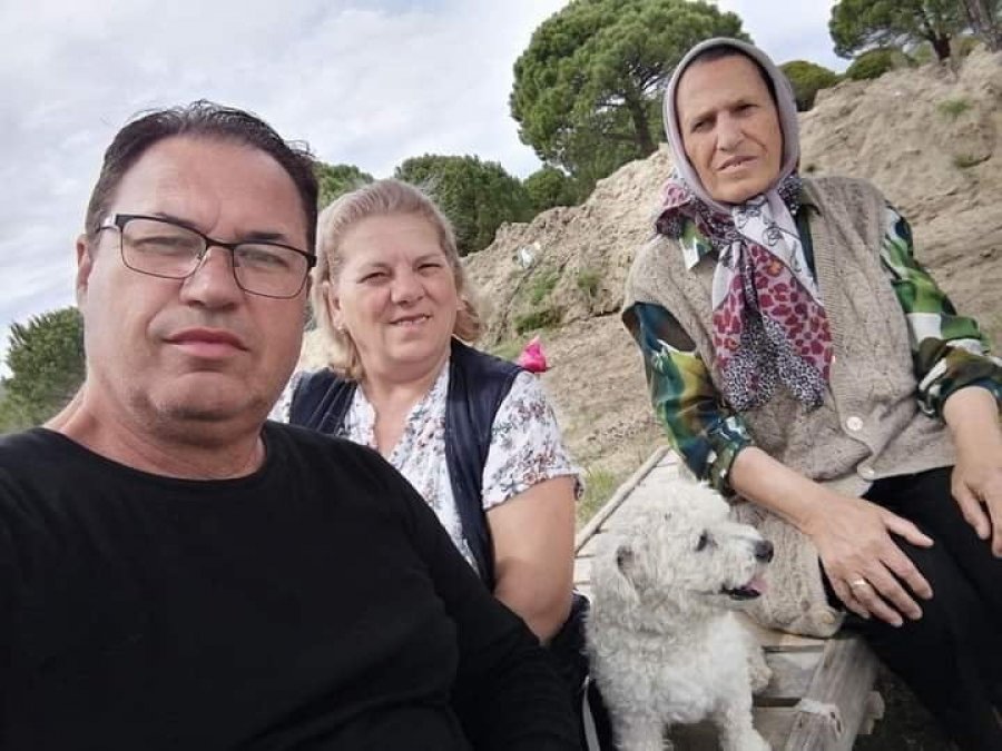 FOTO/ Vdesin 3 anëtarë të familjes nga Gjilani, dyshohet helmim nga ushqimi në Shqipëri 