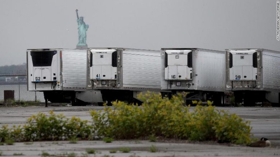 Nju Jork, trupat e viktimave Covid-19 ruhen akoma në kamionë frigoriferikë