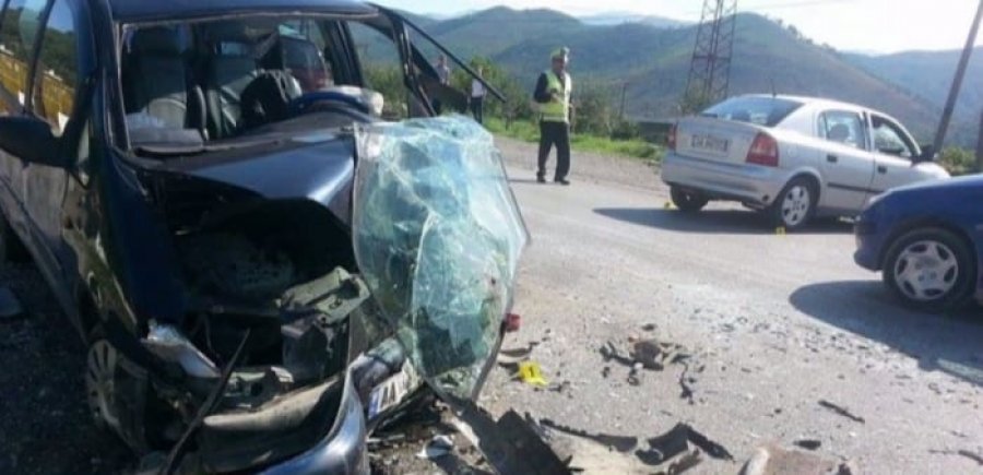 Aksidentohen 3 makina, 13 të plagosur në Kosovë