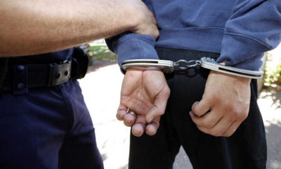 Përndiqte prej 4-vitesh një grua, arrestohet 47-vjeçari në Krujë