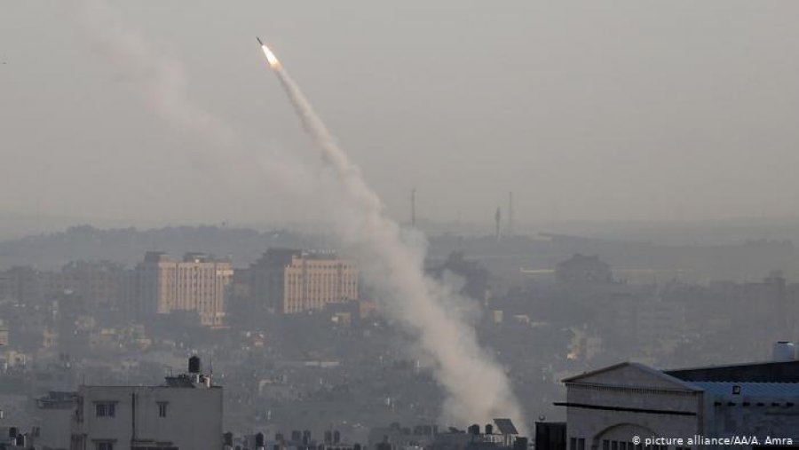Përshkallëzohet situata në ‘Ditën e Jeruzalemit’, 6 raketa qëllohen nga Rripi i Gazës   