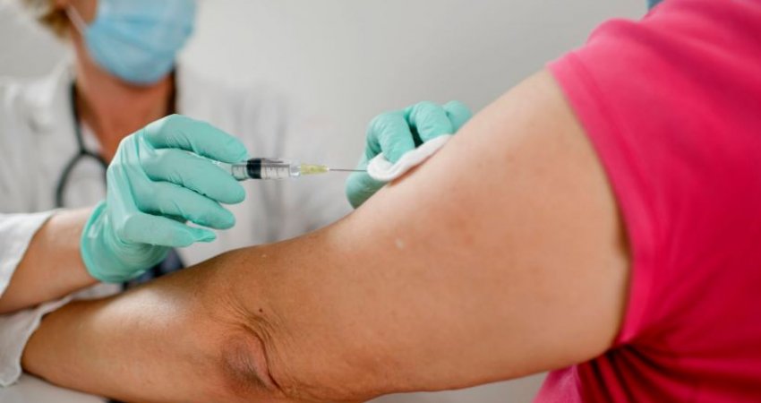 A ndikon mbipesha në efektshmërinë e vaksinave anti-Covid?