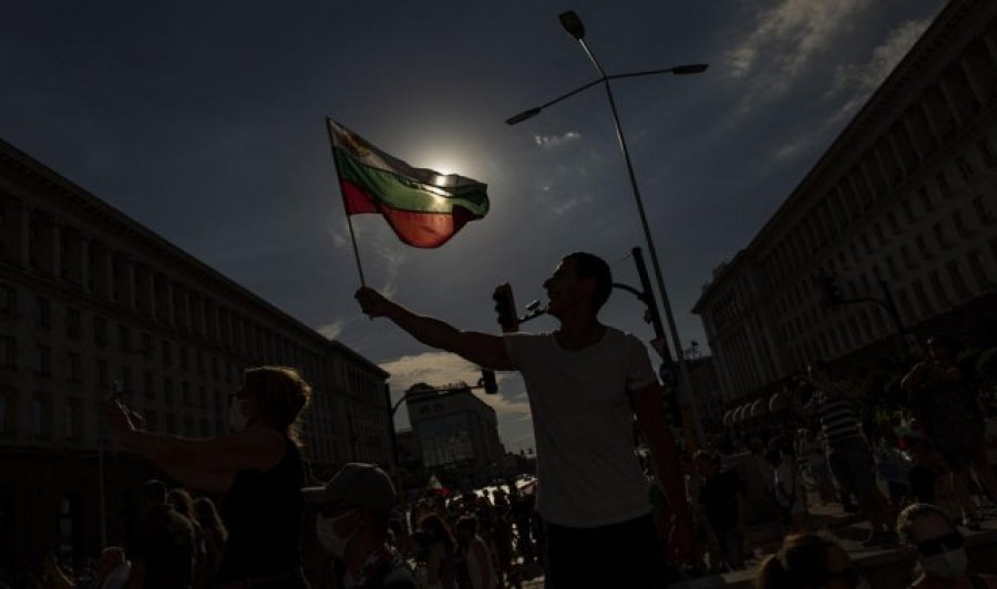 Nuk u arrit formimi i qeverisë, presidenti shpërndan parlamentin në Bullgari