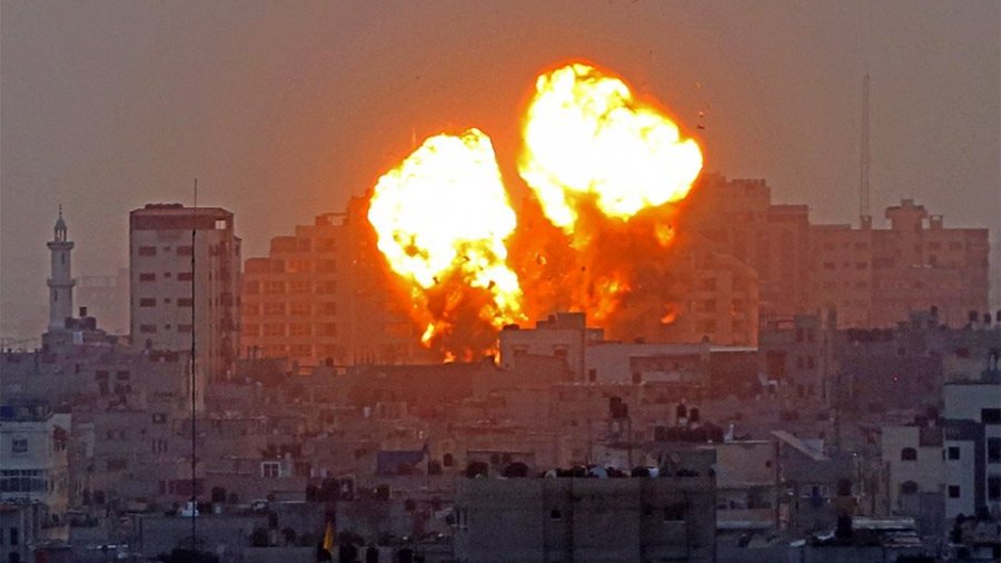 Skena lufte me dhjetëra të vdekur: Sulme ajrore në Gaza dhe raketa në Jeruzalem