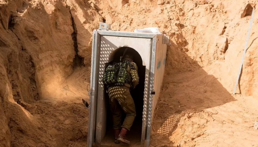 Brenda tuneleve të vdekjes së Hamasit, aty ku bëhen kontrabanda e armëve dhe sulmet ndaj Izraelit