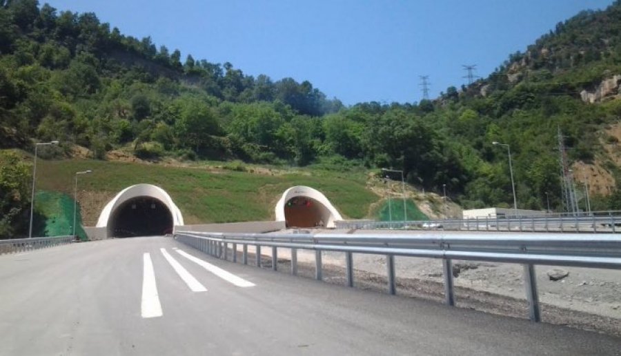 Autoriteti Rrugor Shqiptar jep njoftimin e rëndësishëm për tunelin e Krrabës