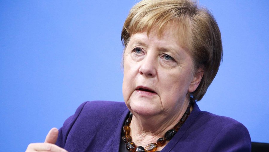 Merkel do të bisedojë sot me  Albin Kurtin