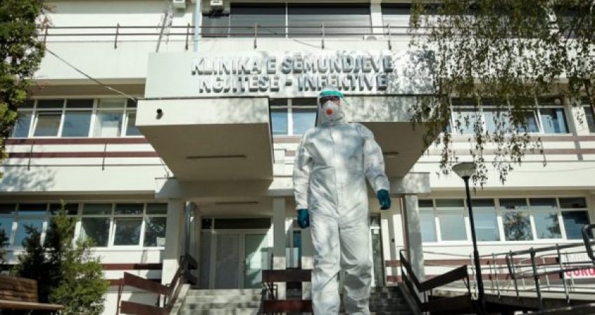 3,195 raste aktive me coronavirus në Kosovë, të premten pritet të arrijnë edhe 100 mijë vaksina