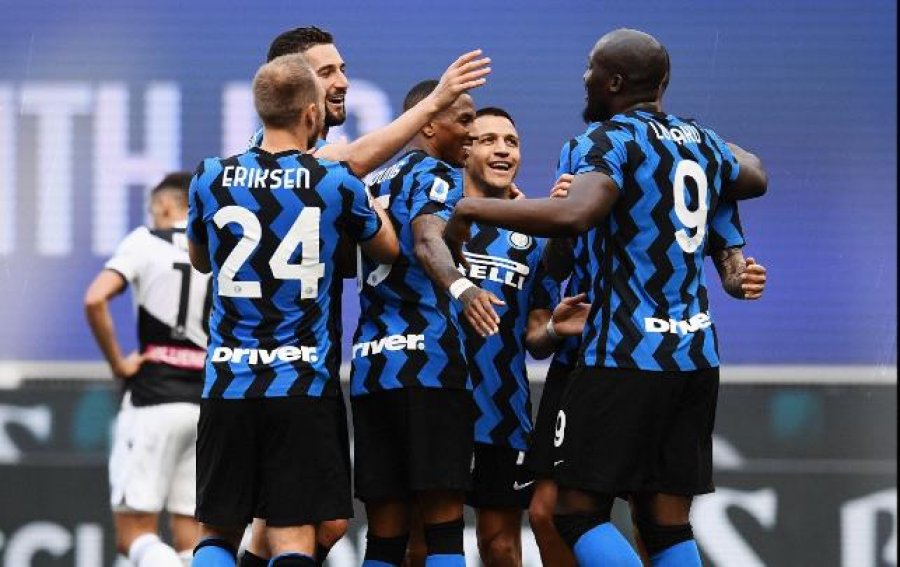 Inter feston Scudetton me manita ndaj Udineses