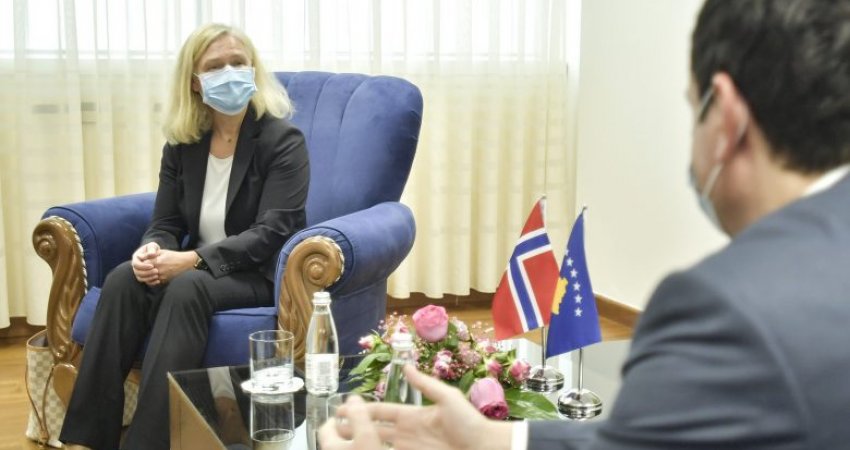 Kurti takon drejtoren për Evropën Juglindore të Norvegjisë, bëhet e ditur çka u diskutua