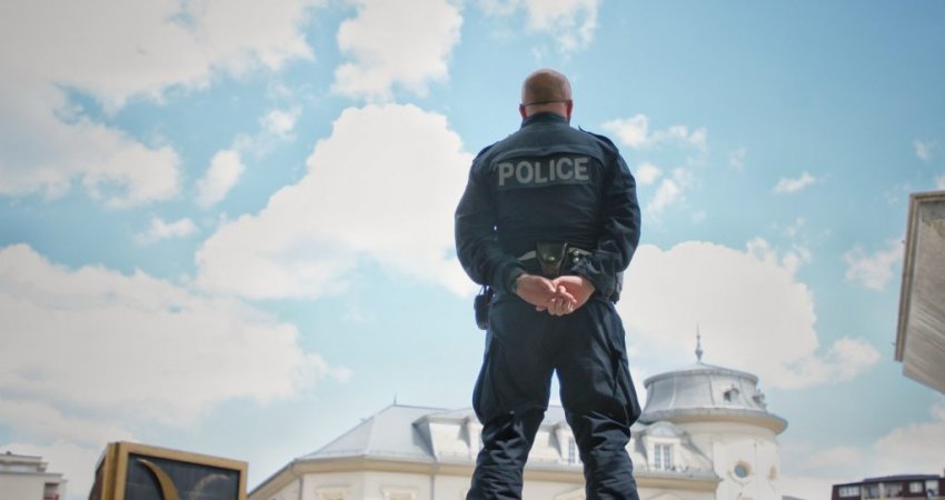 Të gjithë ia mësyjnë Policisë së Kosovës 