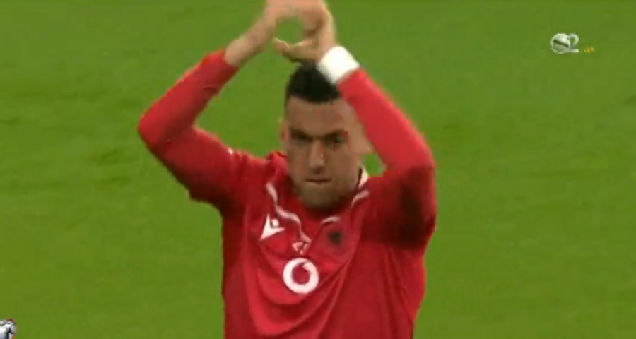 VIDEO/ Myrto Uzuni ndez atmosferën e tifozëve shqiptarë në ‘Wembley’