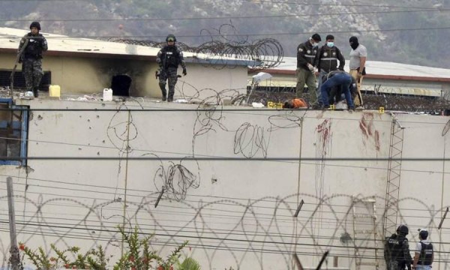 Përplasje mes bandave për të drejtuar të dënuarit, vriten 68 të burgosur në Ekuador
