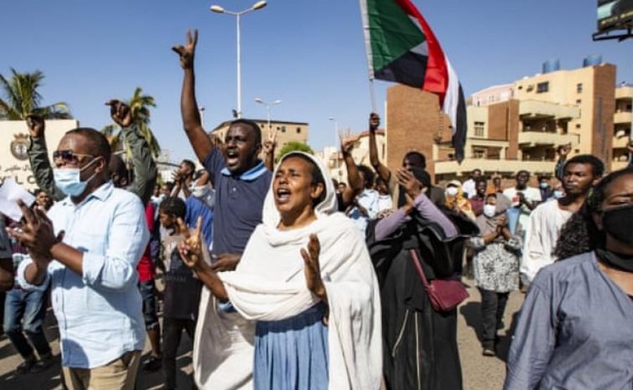 14 të vrarë në Sudan pas protestave kundër grushtit të shtetit