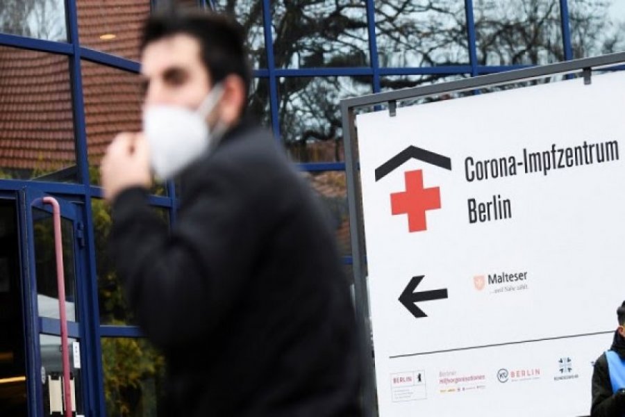 Gjermania aprovon administrimin e një doze përforcuese