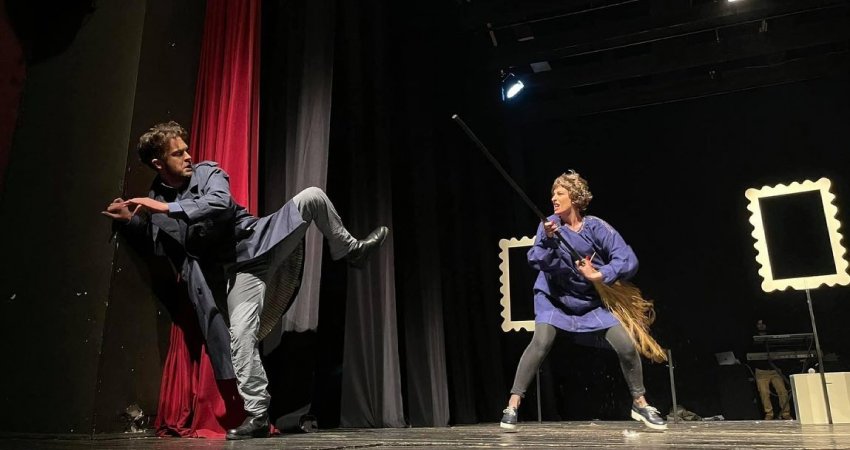 Gratë në parlament' shfaqet sonte në Teatrin ' - Syri Kosova | Lajmi i  fundit