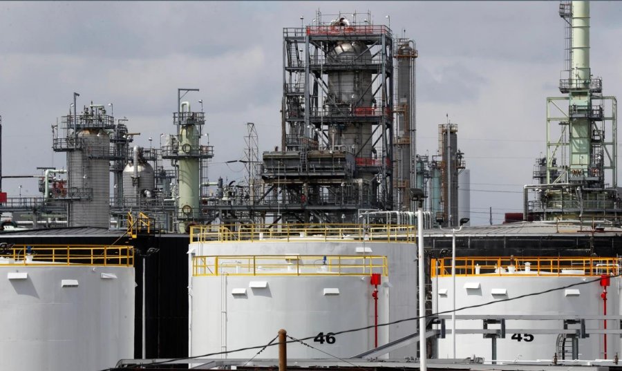 SHBA do të hedh në treg 50 milionë fuçi naftë në përpjekje për të ulur çmimet