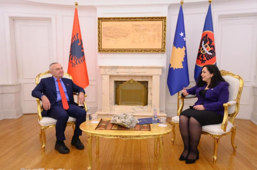 Osmani takohet me Metën: Kosova nuk bëhet pjesë e nismave rajonale, që s’janë gjithëpërfshirëse