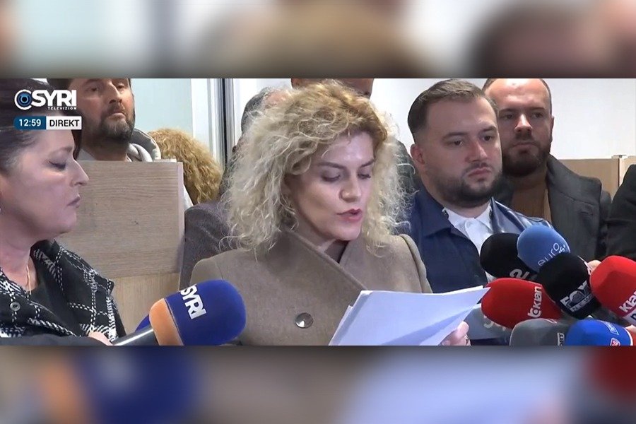 VIDEO-SYRI TV/ Kuvendi i 11 dhjetorit, degët 3 dhe 6 publikojnë emrat e delegatëve nga zyra e Palokës