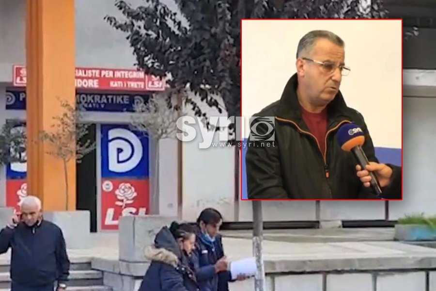 VIDEO-SYRI TV/ Njerëzit e Bashës uzurpojnë degën e Fierit, ndërrohen bravat e zyrave