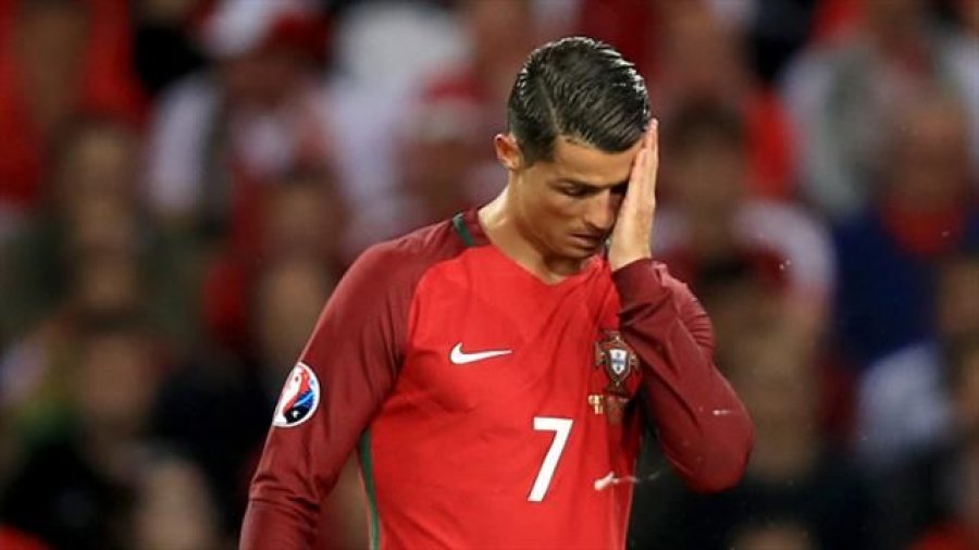 Akuza ndaj Ronaldos për rënien e Manchester United, futbollisti i del në mbrojtje