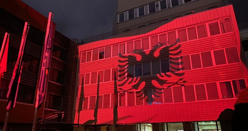 Zotohet presidentja: Kosova do të vazhdojë të jetë krah i Shqipërisë