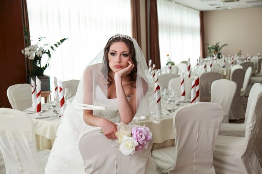 E pabesueshme: Inskenoi 'martesën' për të ri fituar ish-partnerin, por a ia vlejti?