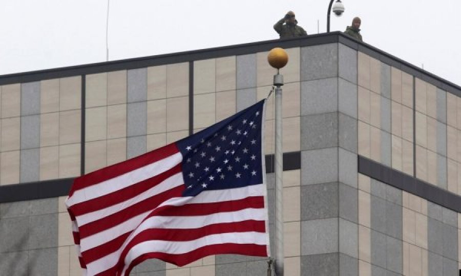 'Sulm i mundshëm terrorist në Kosovë':  Ambasada e SHBA thotë se nuk ka bërë paralajmërim