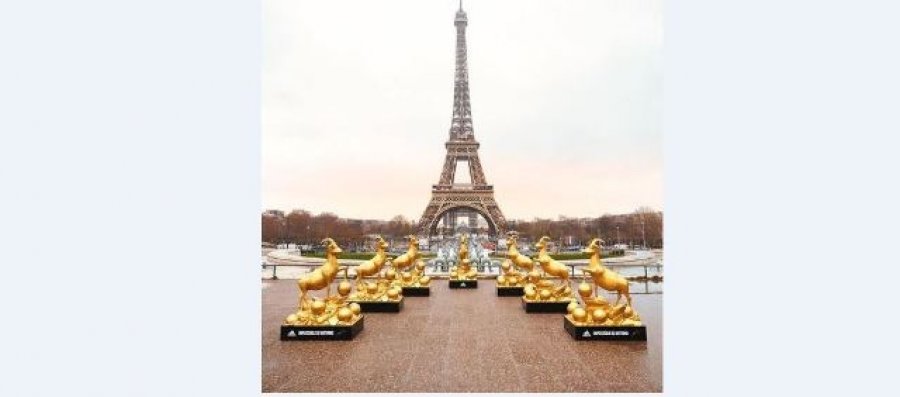 Vendosen shtatë “dhi të arta” në Paris për nder të Lionel Messit